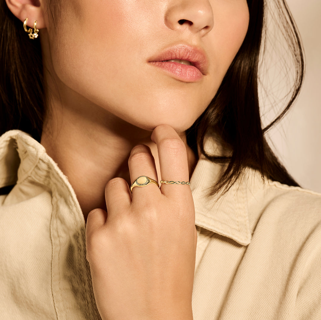 Blush - 2.1mm Signet Ring - 14kt Yellow Gold