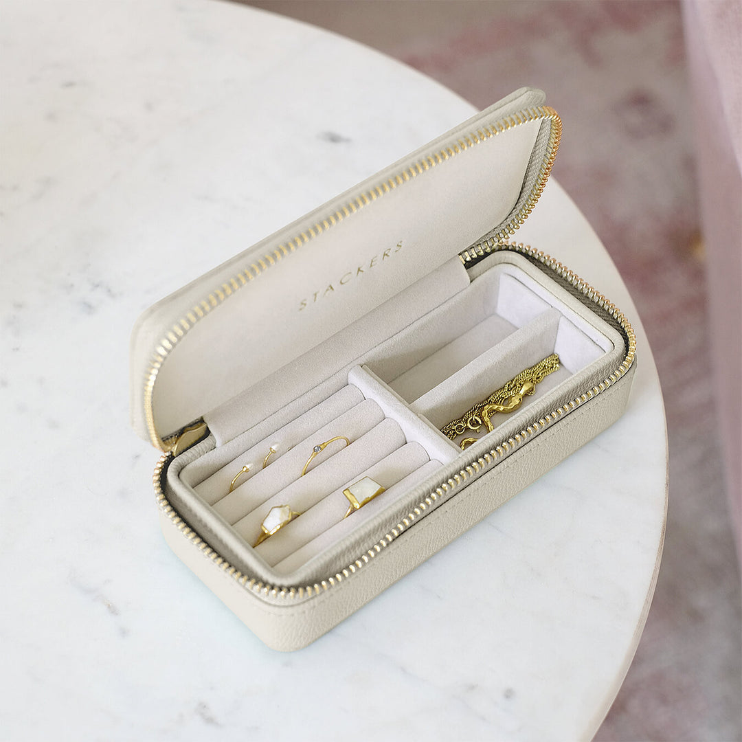 Stackers - Oatmeal Medium Zipped Travel Jewellery Box