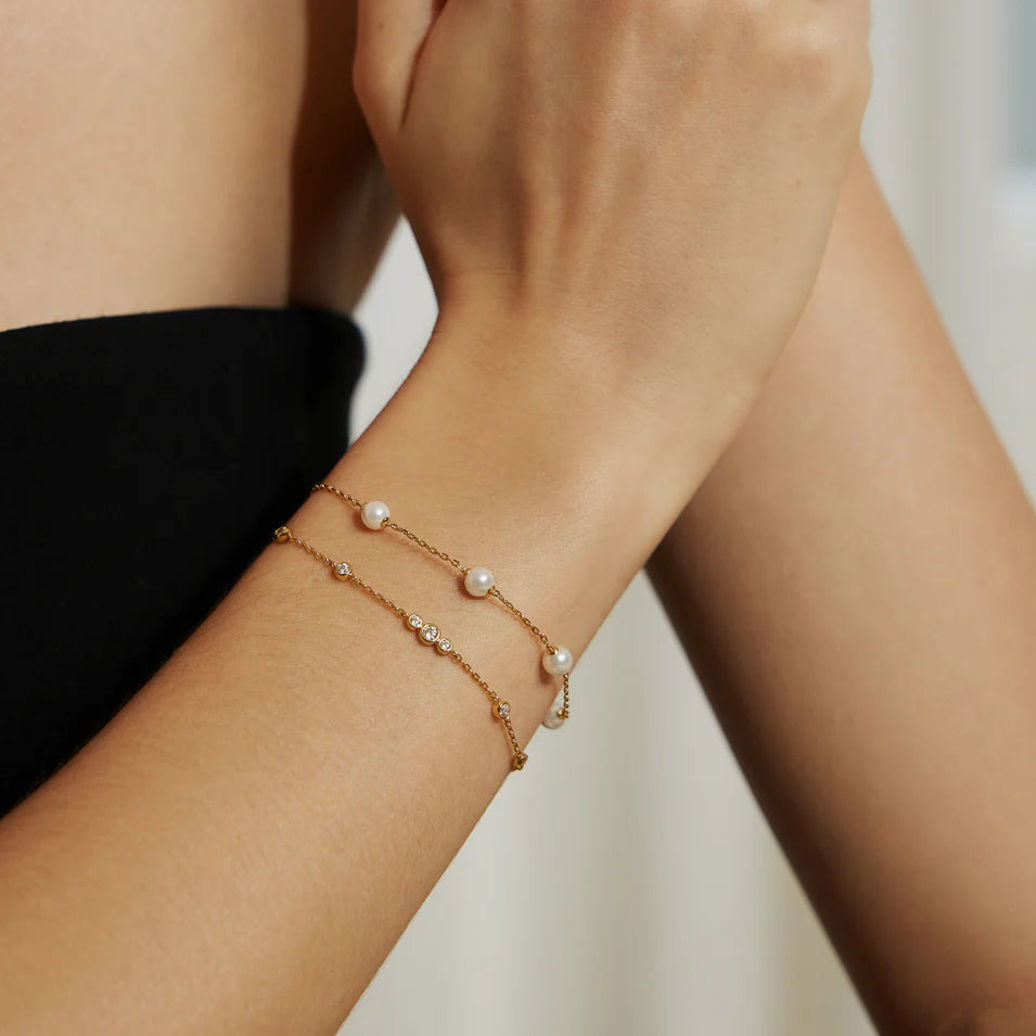 Ania Haie - Sparkling Bezel Cubic Zirconia Station Bracelet - Gold