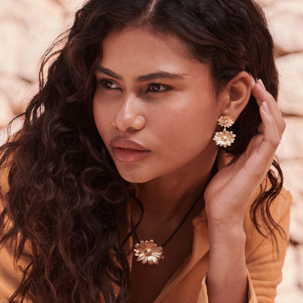 Daisy London - Double Daisy Flower Earrings - Gold
