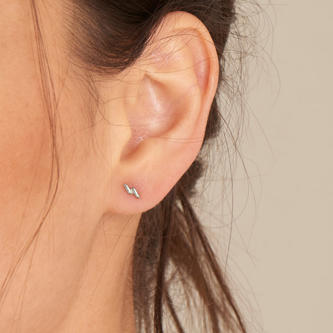Ania Haie - Smooth Twist Stud Earrings - Silver
