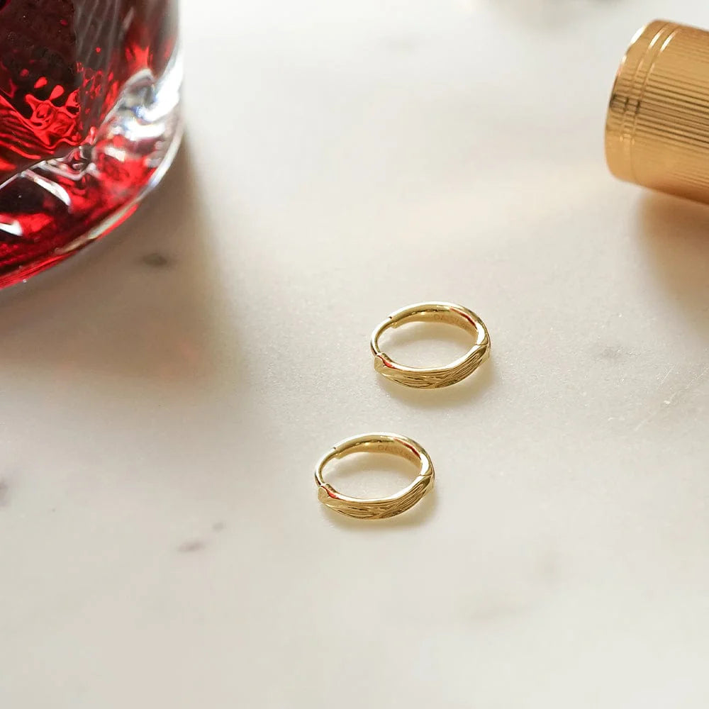 Daisy London - Organic Huggie Hoop Earrings - Gold
