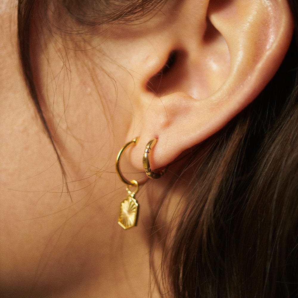 Daisy London - Stacked Huggie Hoops - Gold