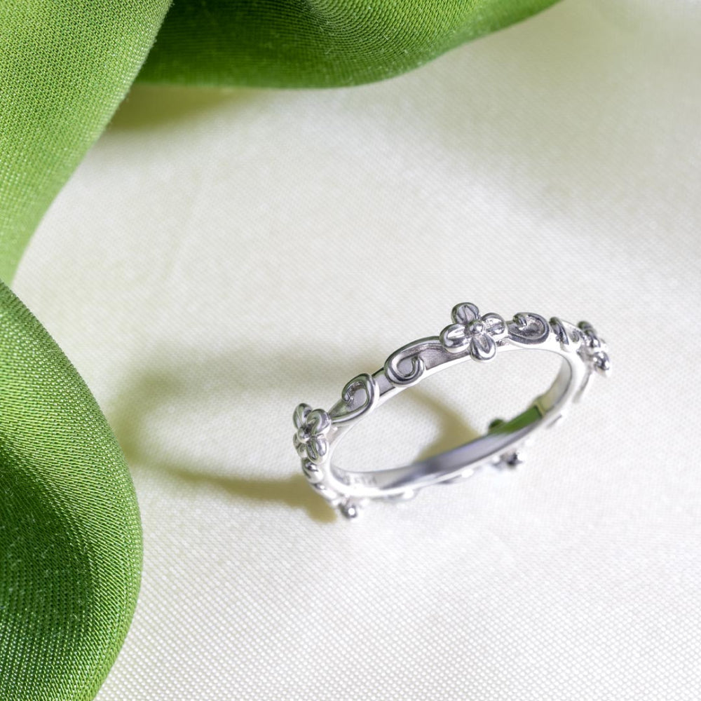 Kit Heath - Blossom Flyte Honey Flower Ring - Silver