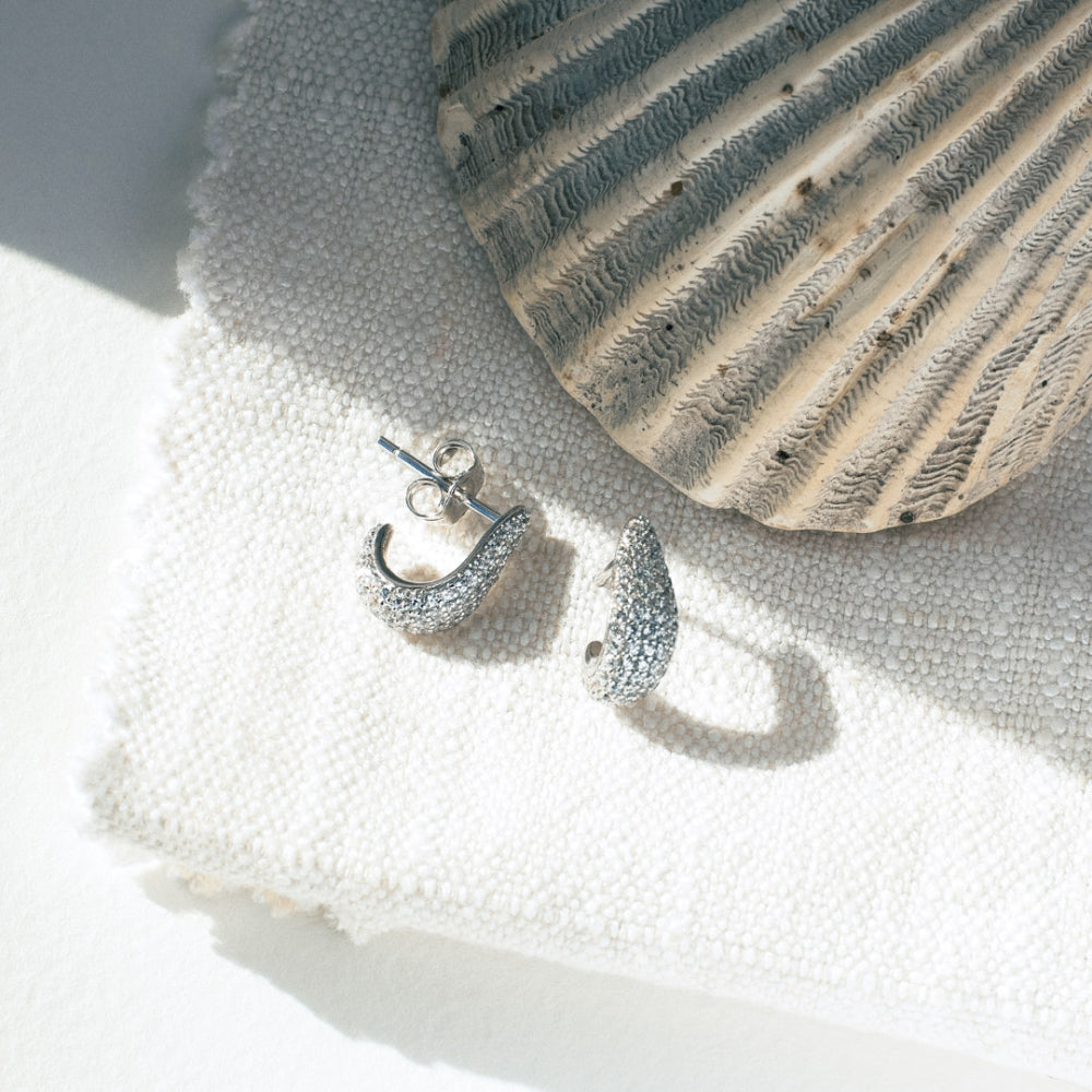 Kit Heath - Coast Tumble Glisten Pavé Hoop Earrings - Silver