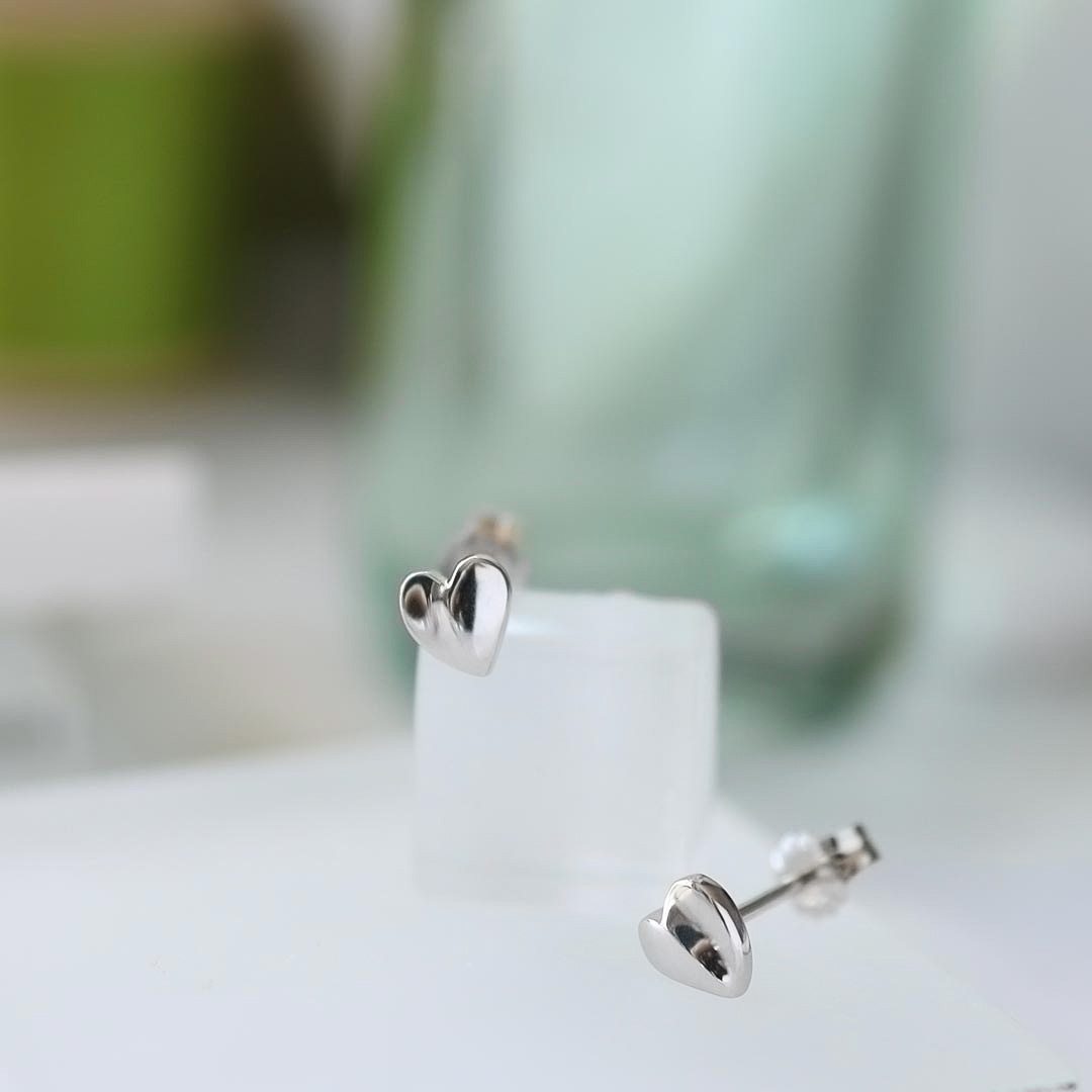 Kit Heath - Miniatures Sweet Heart Stud Earrings - Silver