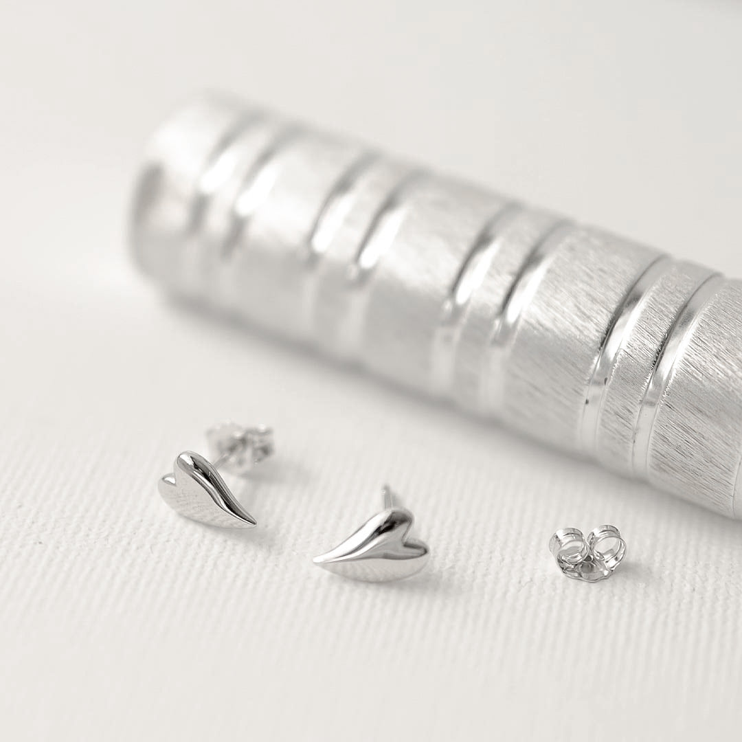 Kit Heath - Desire Kiss Mini Heart Stud Earrings - Silver