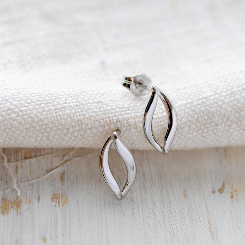 Kit Heath - Entwine Twine Link Stud Earrings - Silver