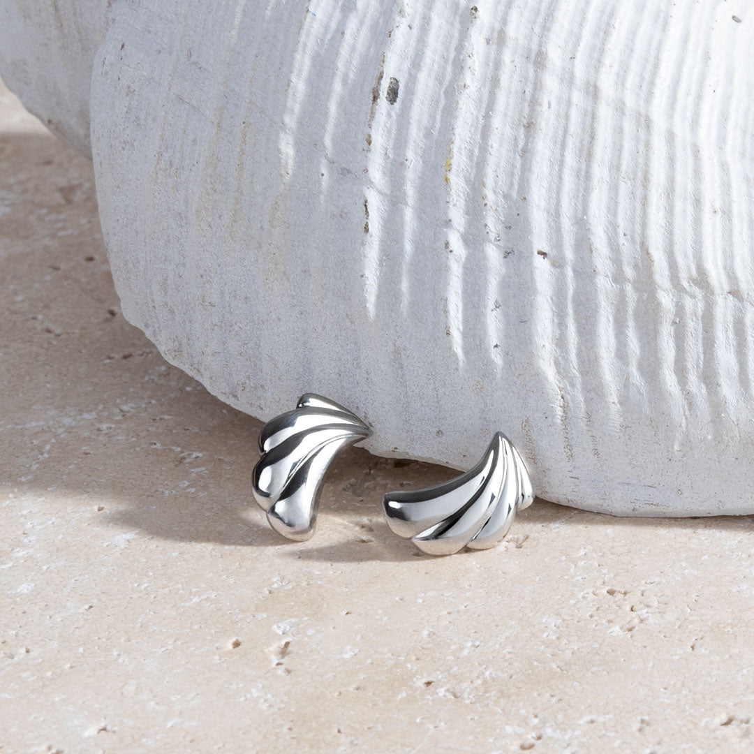 Kit Heath - Océane Shell Echo Stud Earrings - Silver