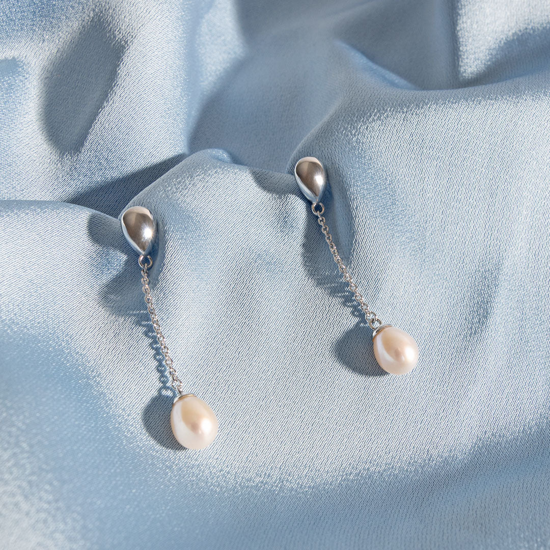 Kit Heath - Coast Pebble Pearl Chain Stud Drop Earrings - Silver