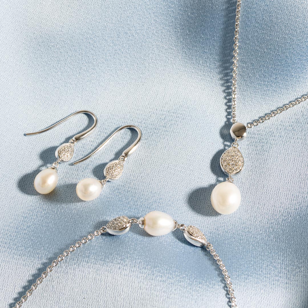 Kit Heath - Coast Pebble Glisten Pavé & Pearl Necklace - Silver