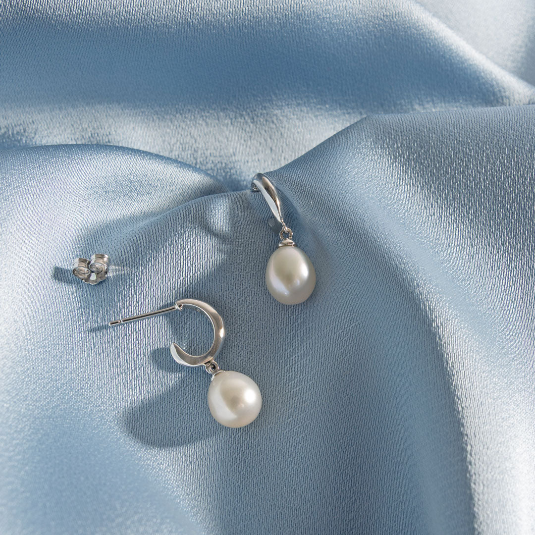 Kit Heath - Coast Pebble Pearl Droplet Hoop Earrings - Silver