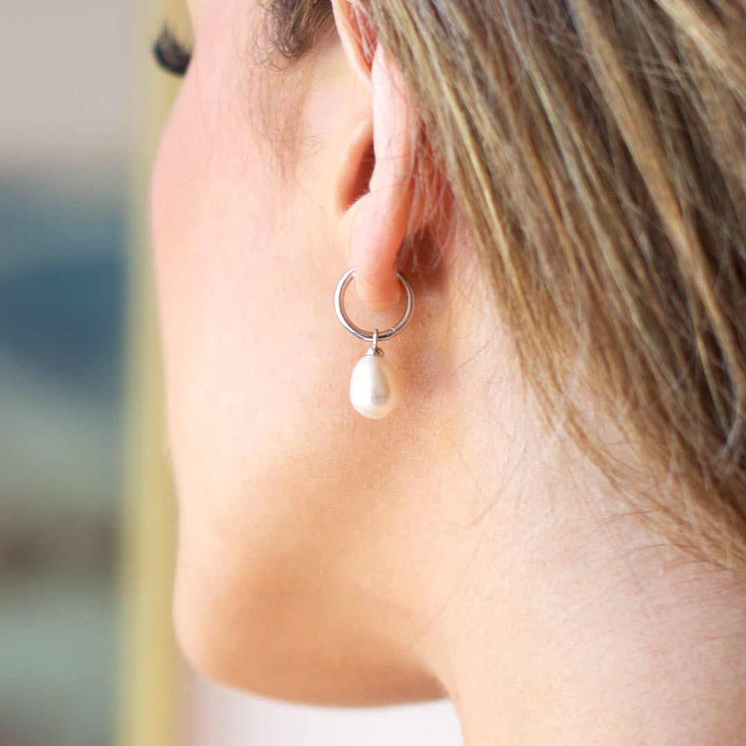 Kit Heath - Revival Classic Pearl Drop Hoop Earrings - Silver