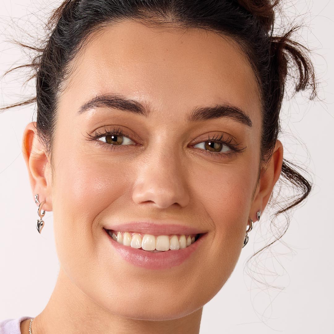 Kit Heath - Desire Kiss Mini Heart Hoop Earrings - Silver