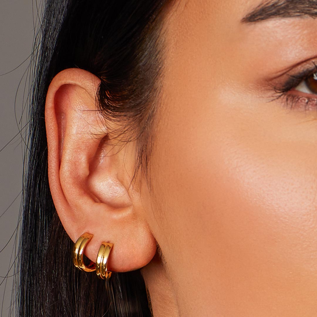 Kit Heath - Bevel Unity Golden Huggie Hoop Earrings - Gold
