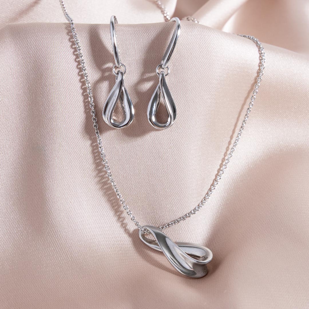 Kit Heath - Serenity Loop Dainty Drop Earrings - Silver