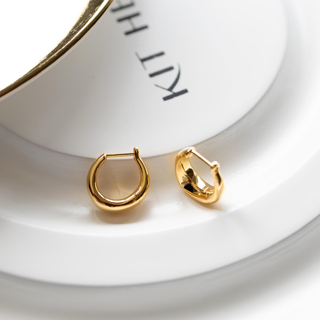 Kit Heath - Bevel Cirque Golden Small Hinged Huggie Hoop Earrings - Gold