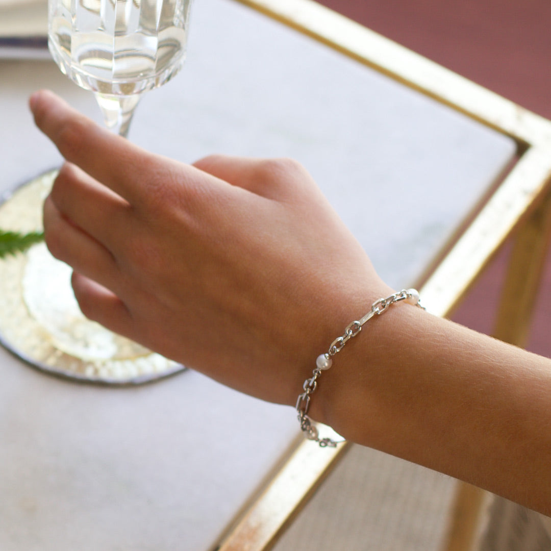 Kit Heath - Revival Figaro Pearl Chain Link Bracelet - Silver