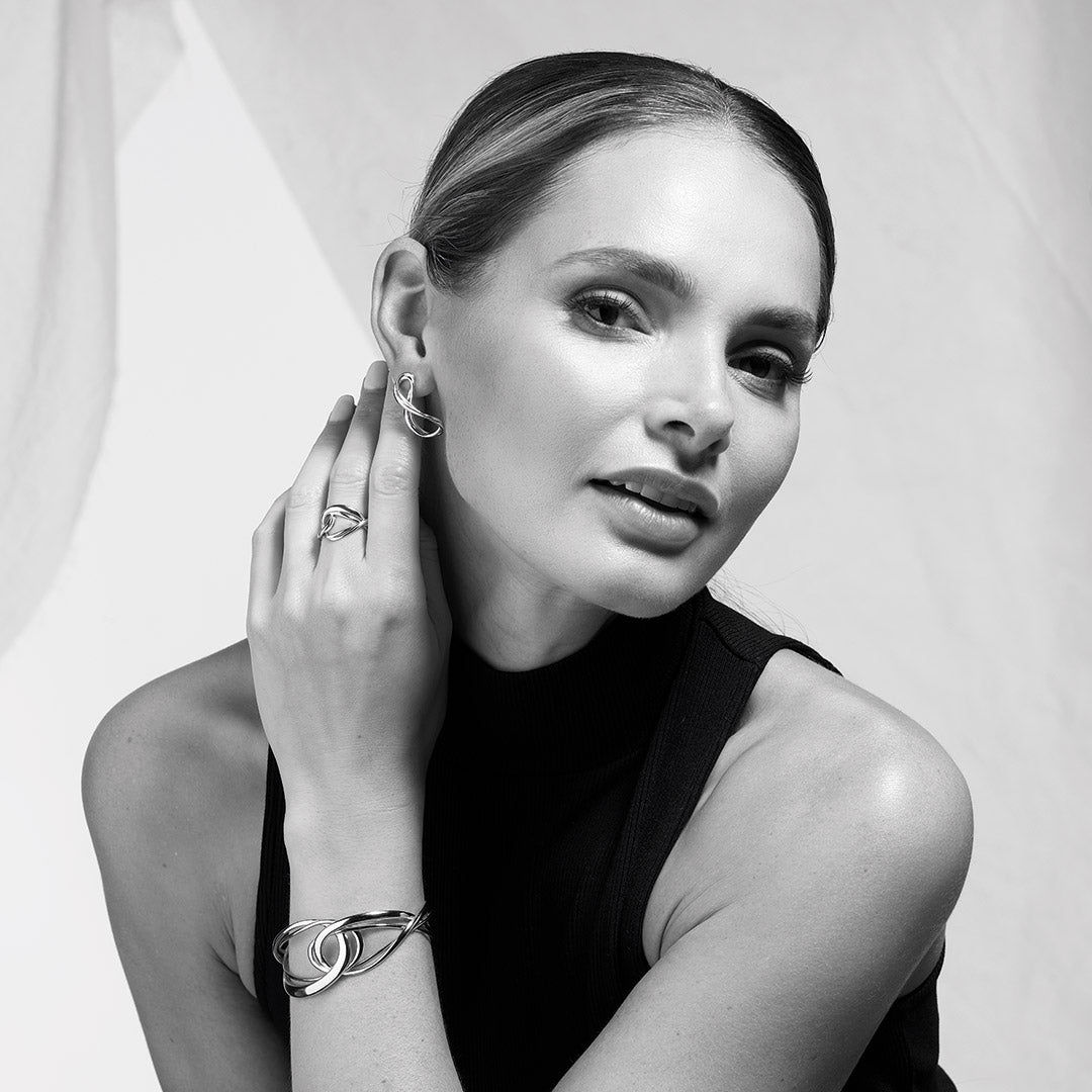 Kit Heath - Infinity Grande Cuff Bangle - Silver