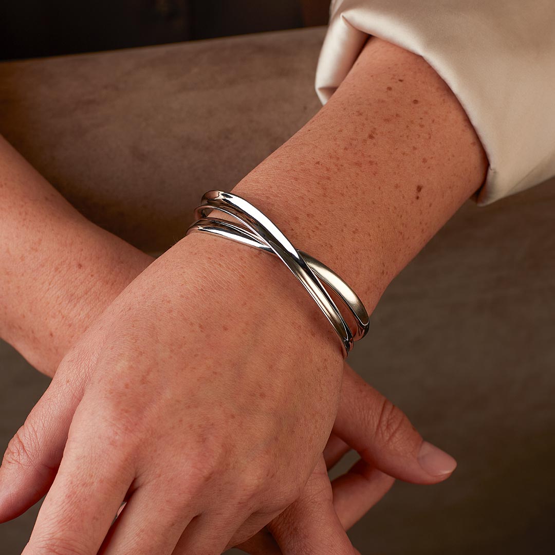 Kit Heath - Serenity Grande Crossover Cuff Bangle - Silver