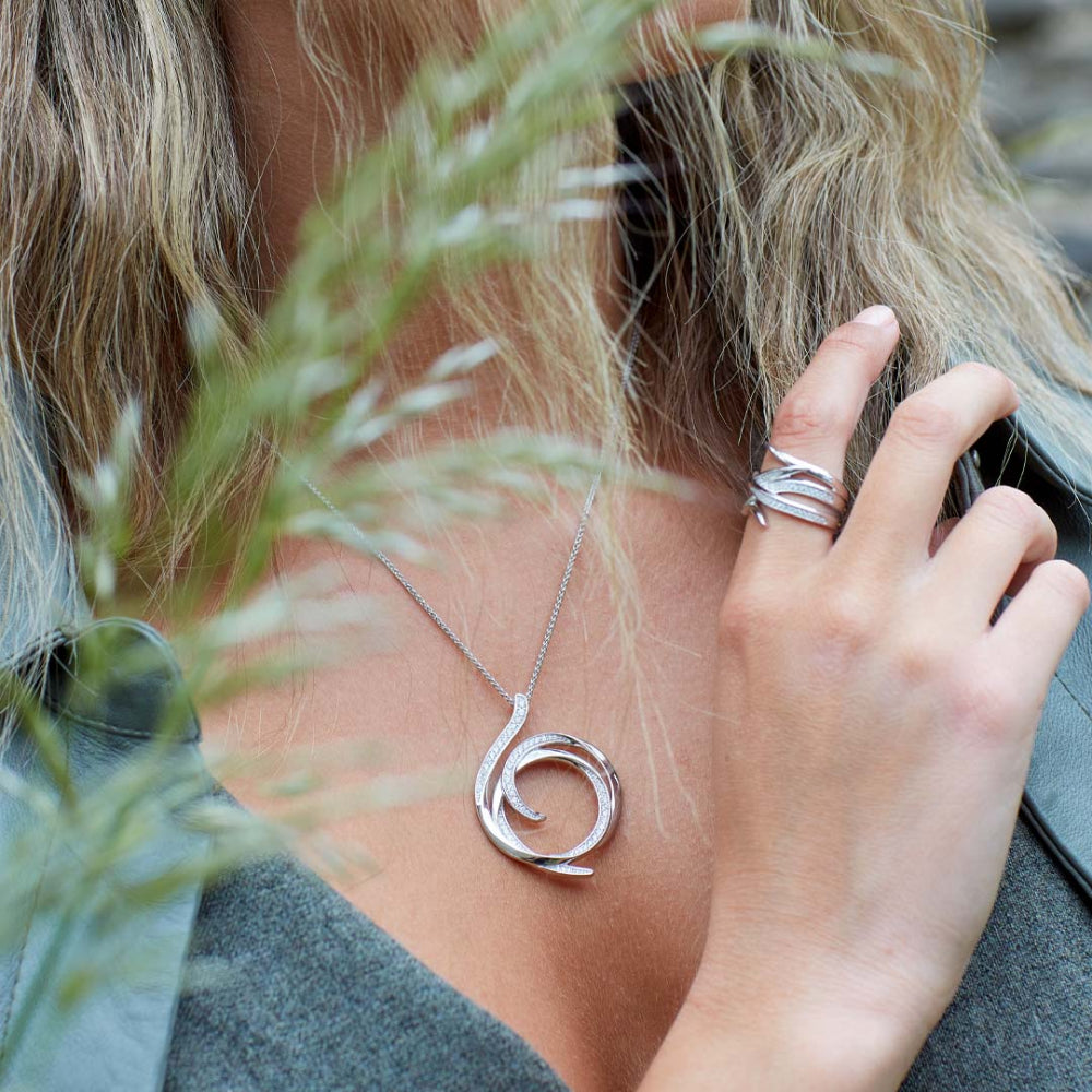 Kit Heath - Entwine Helix Wrap Pavé Grande Necklace - Silver
