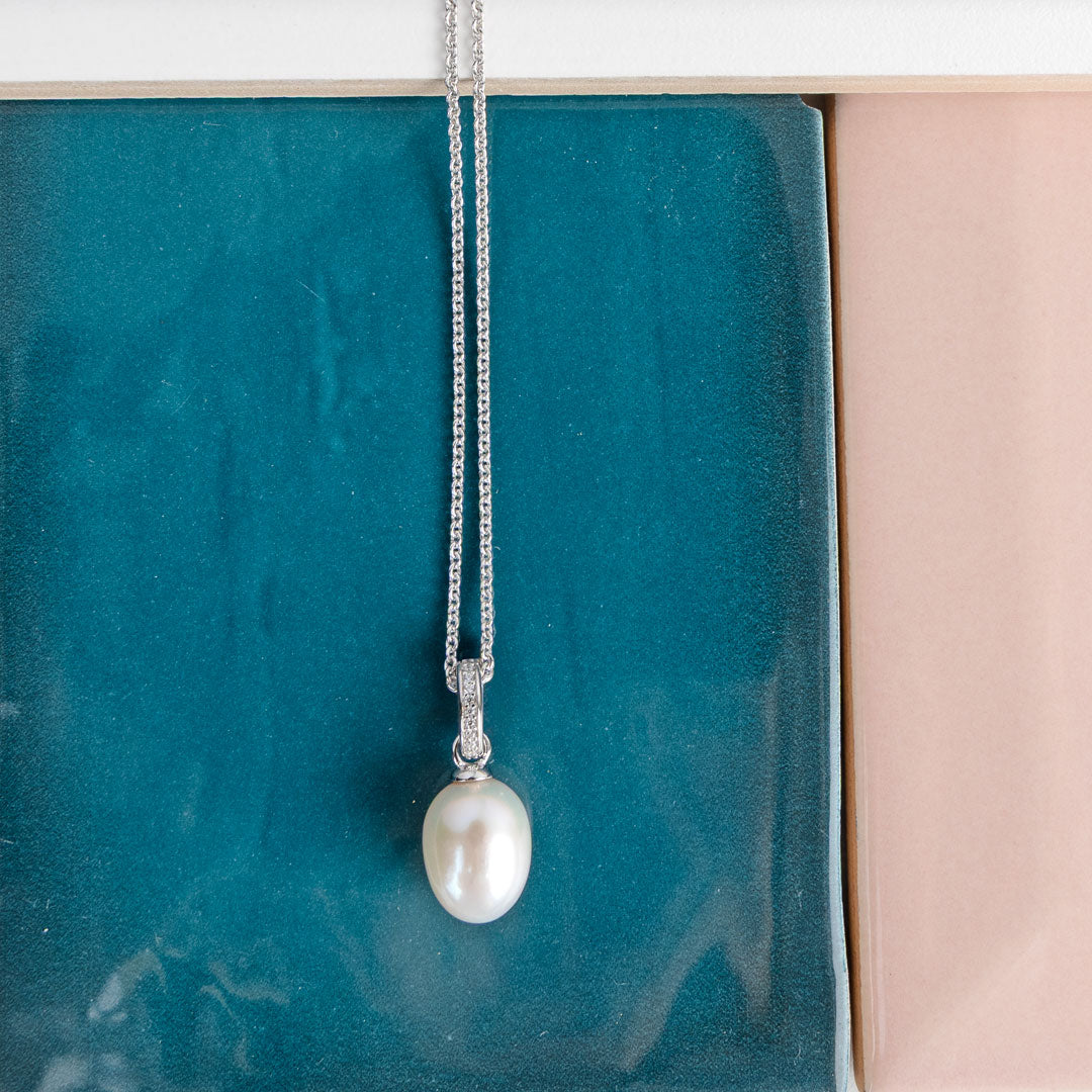 Kit Heath - Revival Classic Pearl Glitz Necklace - Silver
