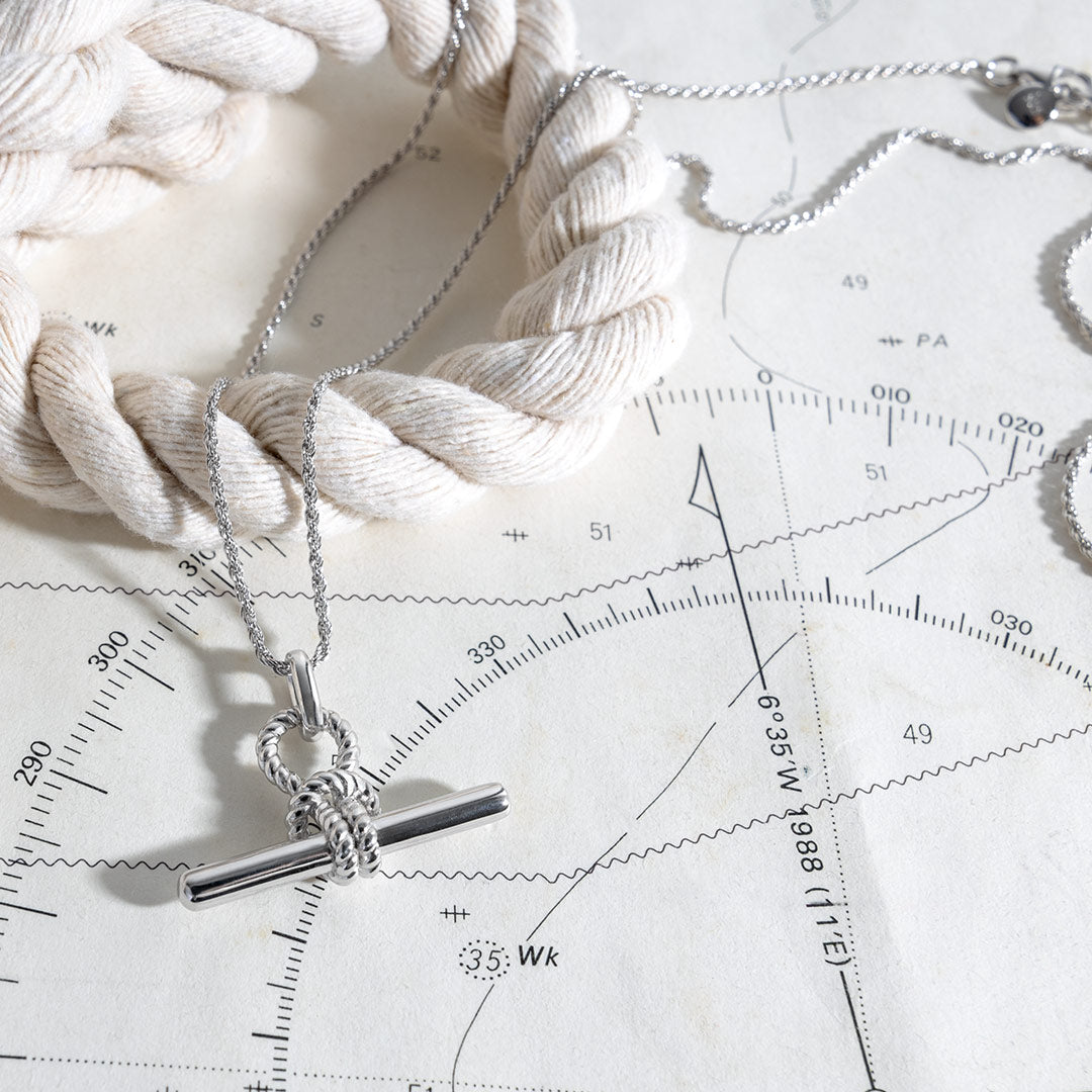 Kit Heath - Marina Rope Knot T-Bar Grande Necklace - Silver