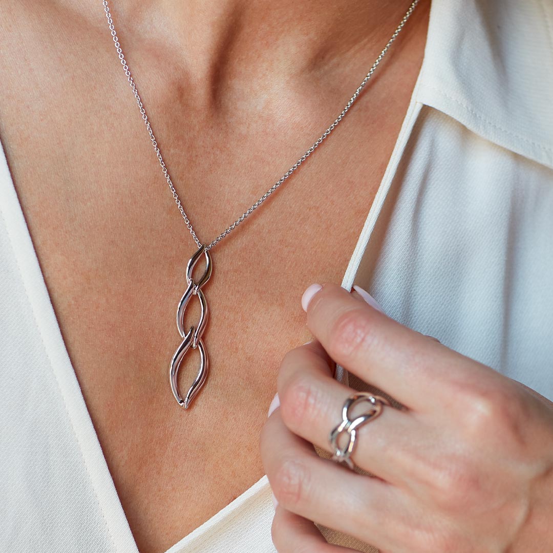 Kit Heath - Entwine Twine Link Trio Necklace - Silver