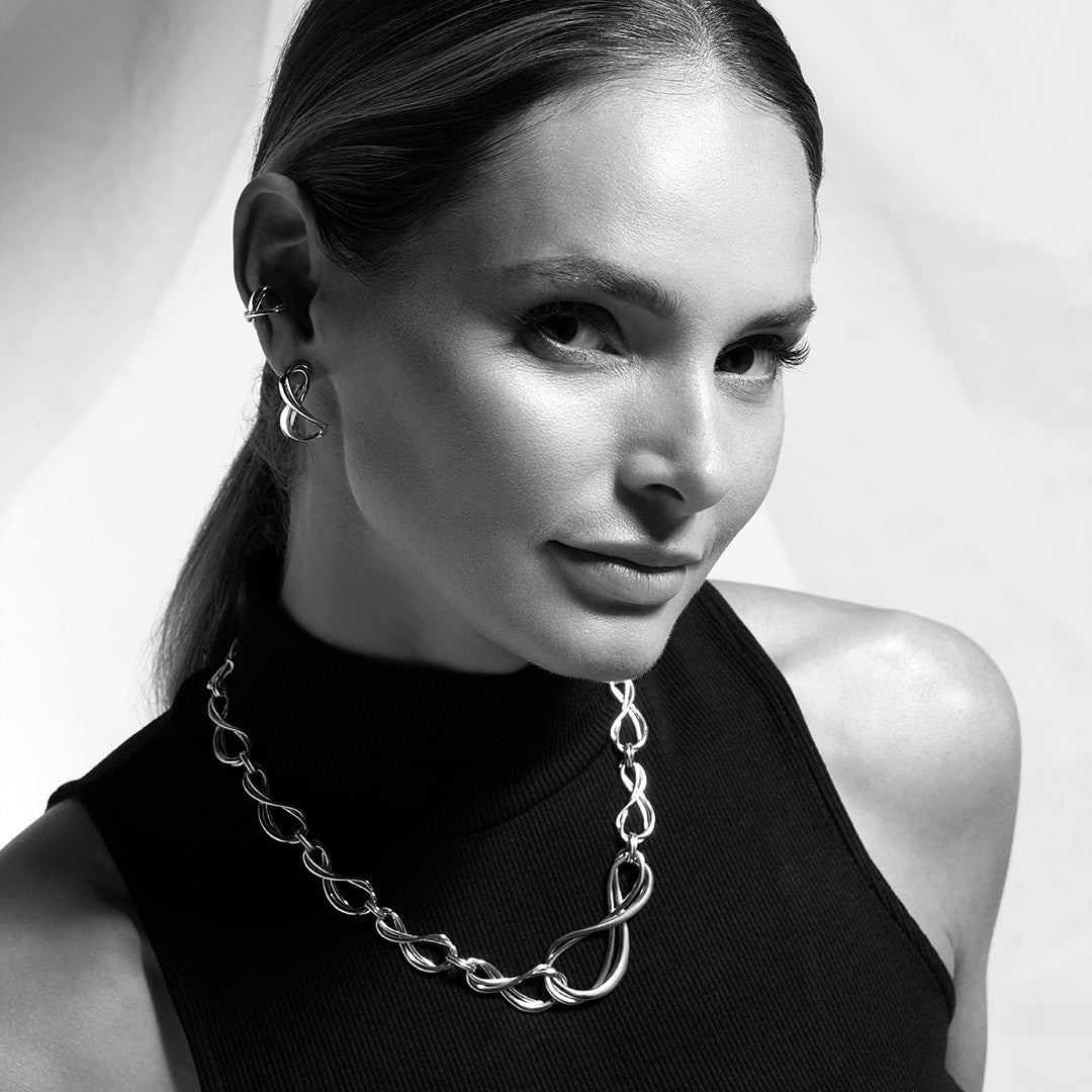 Kit Heath - Infinity Grande Link Collar Necklace - Silver