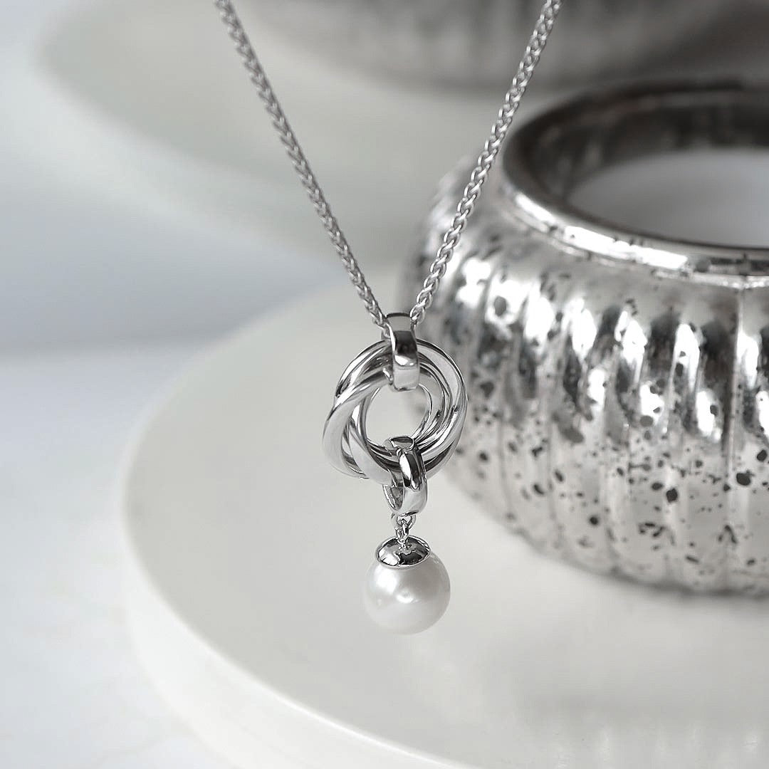 Kit Heath - Bevel Trilogy Pearl Necklace - Silver