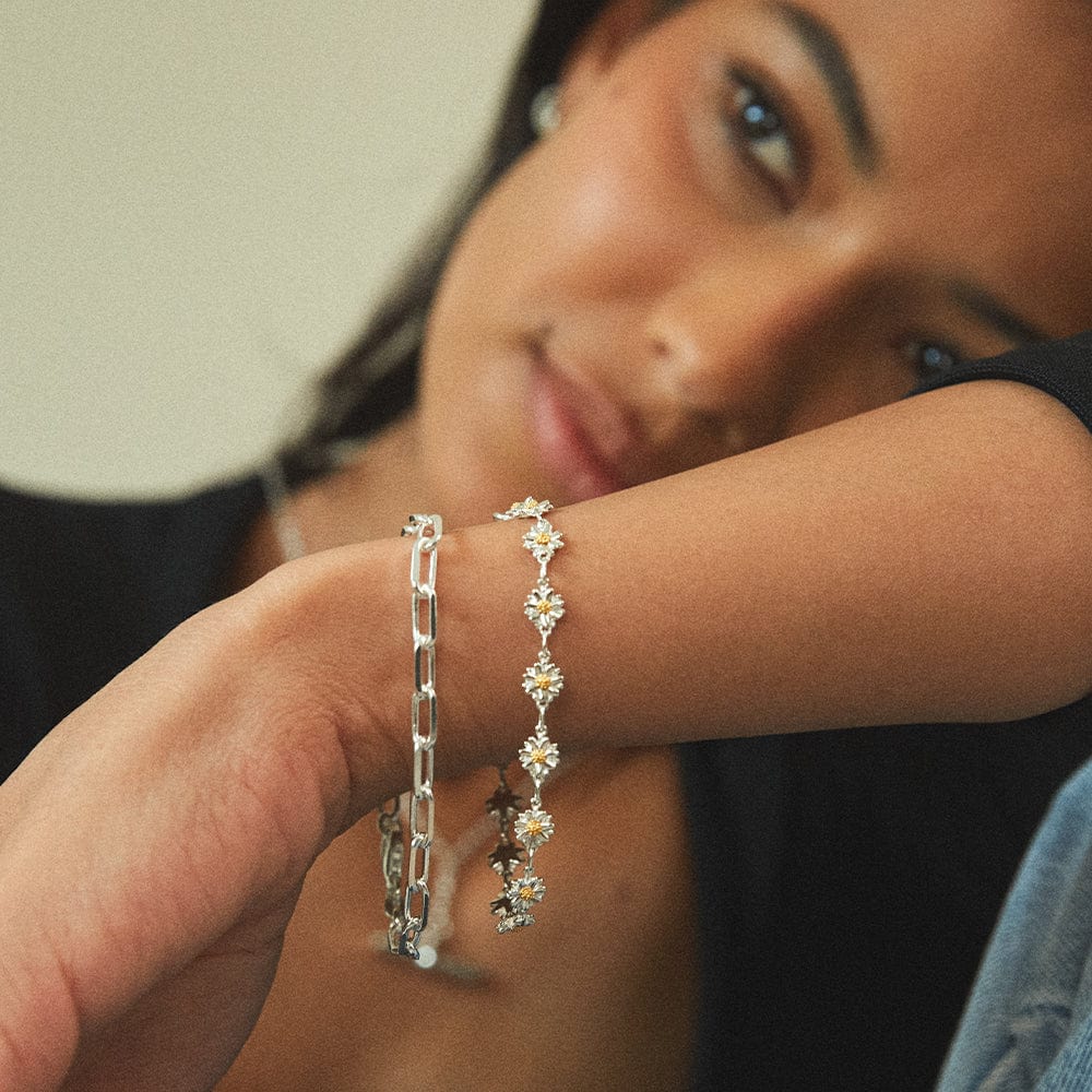 Daisy London - Sixteen Bellis Daisy Chain Bracelet