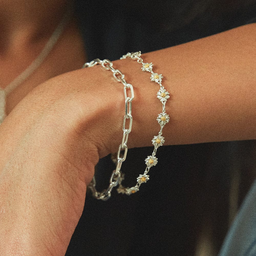 Daisy London - Sixteen Bellis Daisy Chain Bracelet