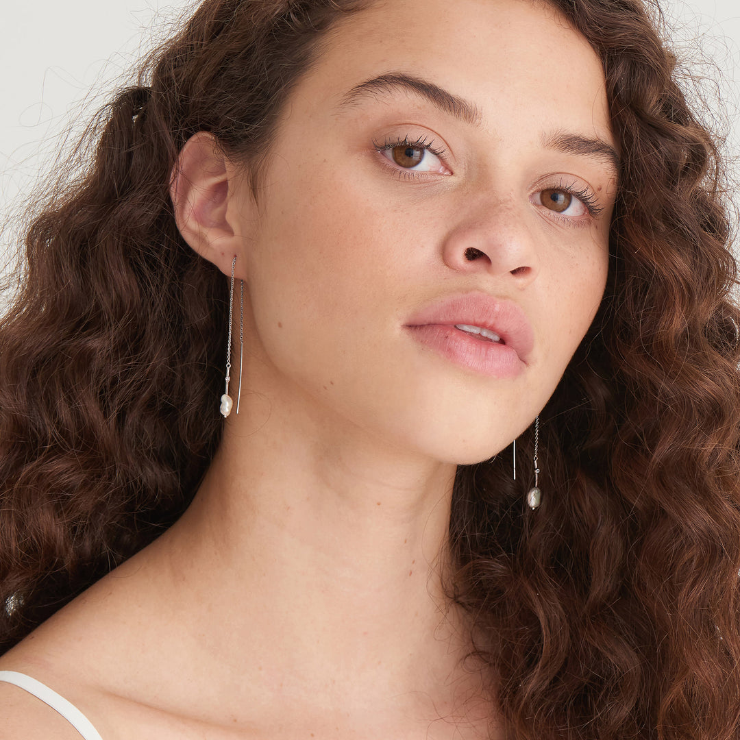 Ania Haie - Pearl Threader Earrings - Silver