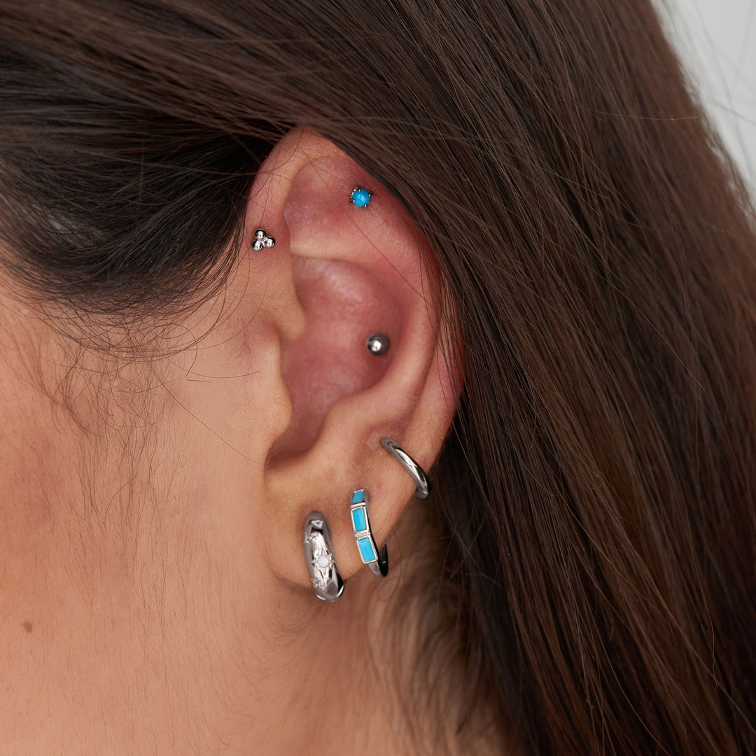 Ania Haie - Smooth Huggie Hoop Earrings - Silver