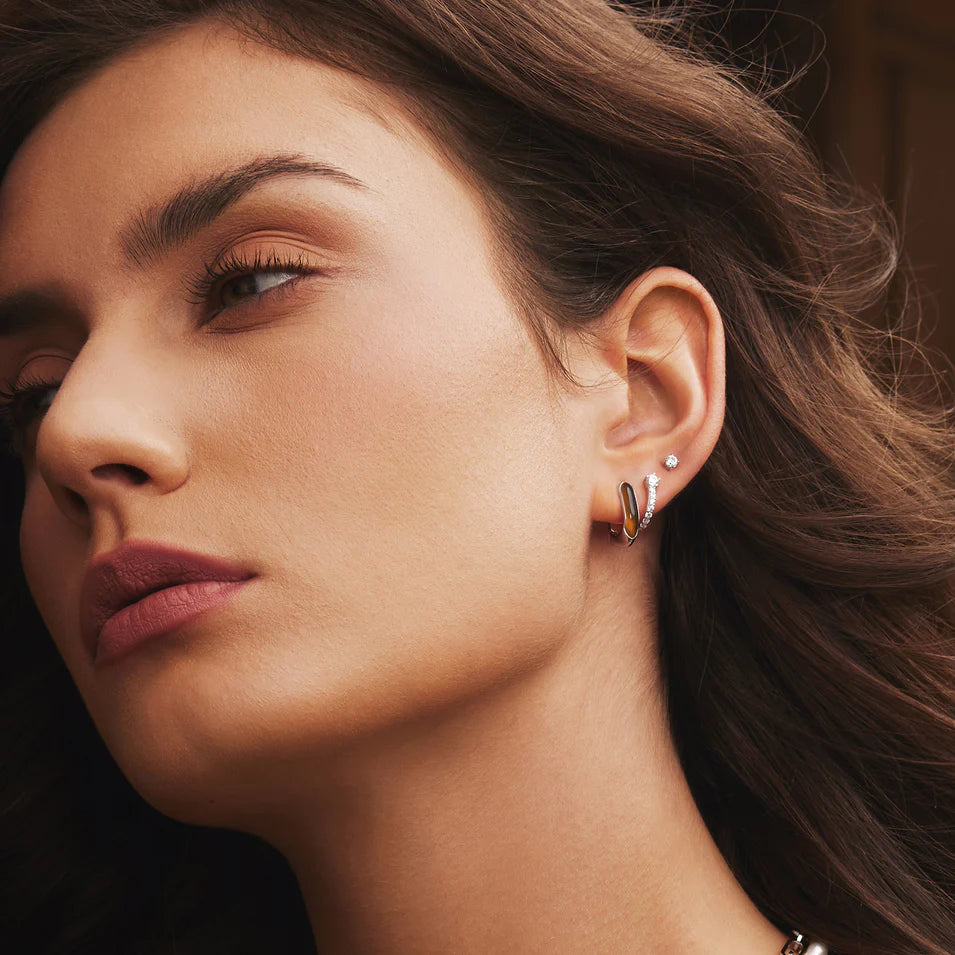 Ania Haie - Sparkling Pavé Huggie Hoop Earrings - Silver