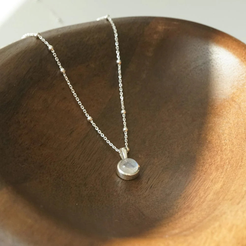 Daisy London - Rainbow Moonstone Healing Stone Necklace - Silver
