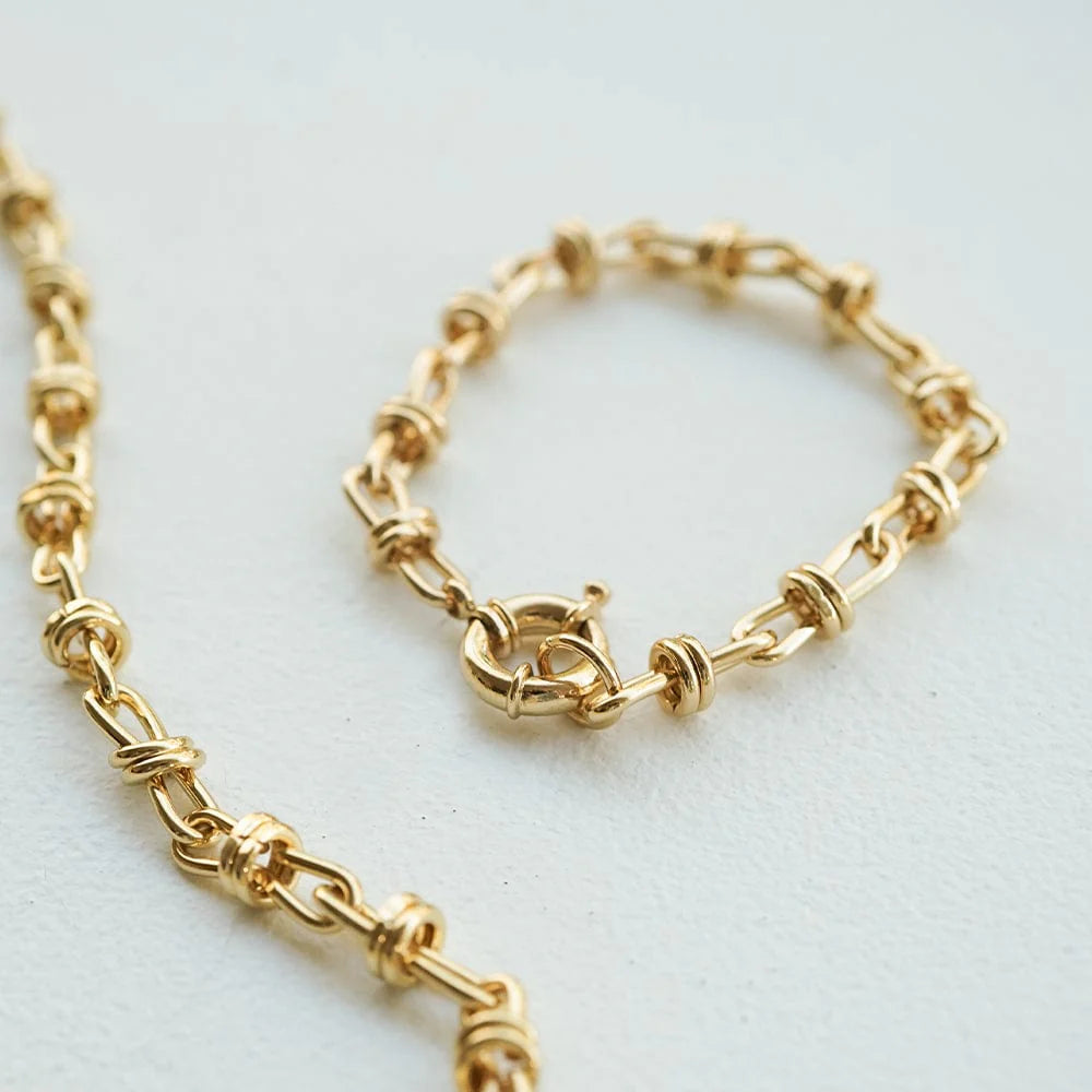 Daisy London - Polly Sayer Knot Chain Bracelet - Gold