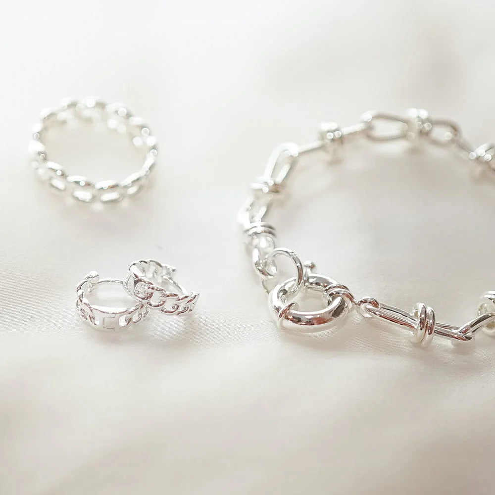 Daisy London - Polly Sayer Knot Chain Bracelet - Silver