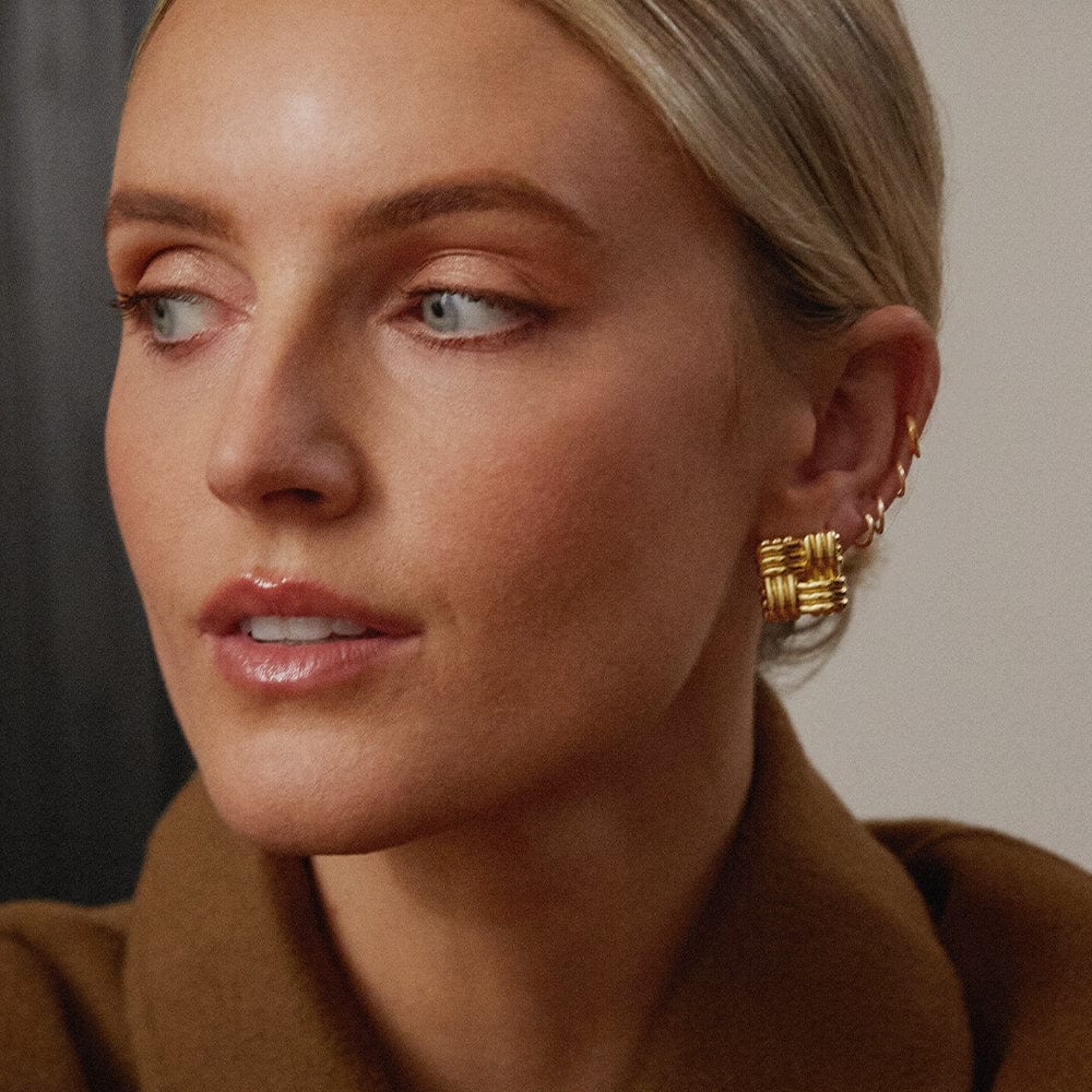 Daisy London - Polly Mini Lattice Stud Earrings - Gold
