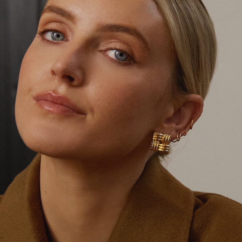 Daisy London - Polly Mini Lattice Stud Earrings - Gold