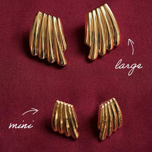 Daisy London - Polly Mini Wave Stud Earrings - Gold