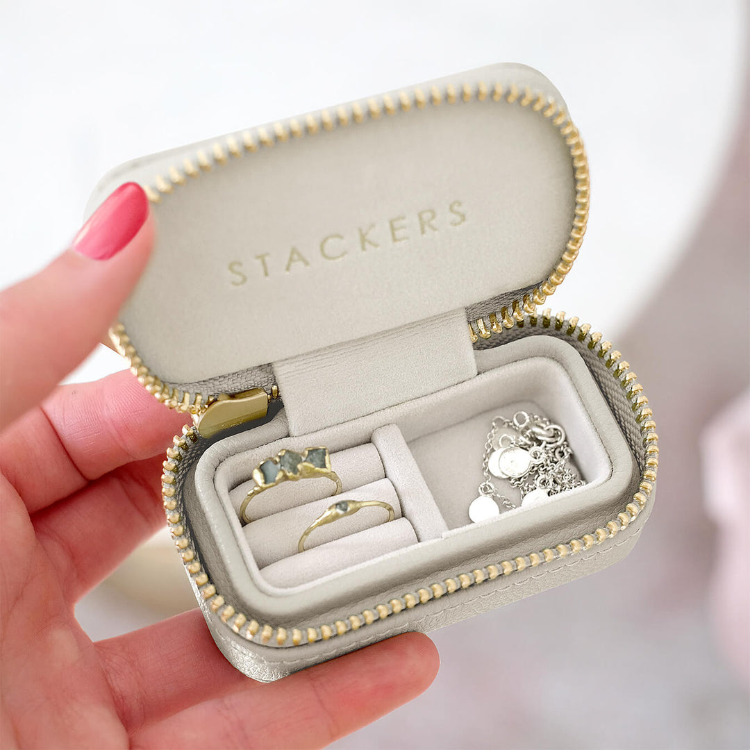 Stackers - Oatmeal Petite Zipped Travel Jewellery Box